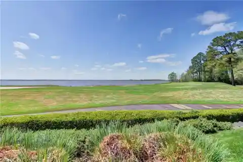 River and Golf-Front Home in Governor's Land