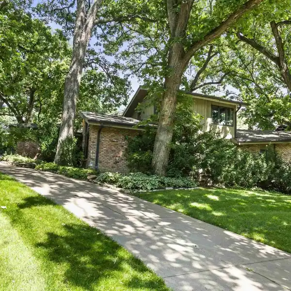 ONE OF A KIND CUSTOM HOME DESIGNED BY JOHN OFFUT