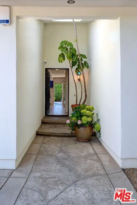 Small Image