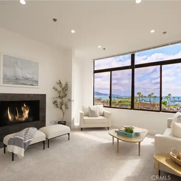 RARE PENTHOUSE CONDO WITH PANORAMIC OCEAN AND HARBOR VIEWS
