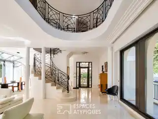 Majestic Villa in Idyllic Setting