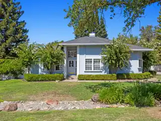 Single-Story Luxury Home Near Folsom Lake