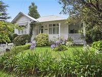 COTTAGE  PRESENTS A LIFESTYLE OF PEACE AND COMFORT
