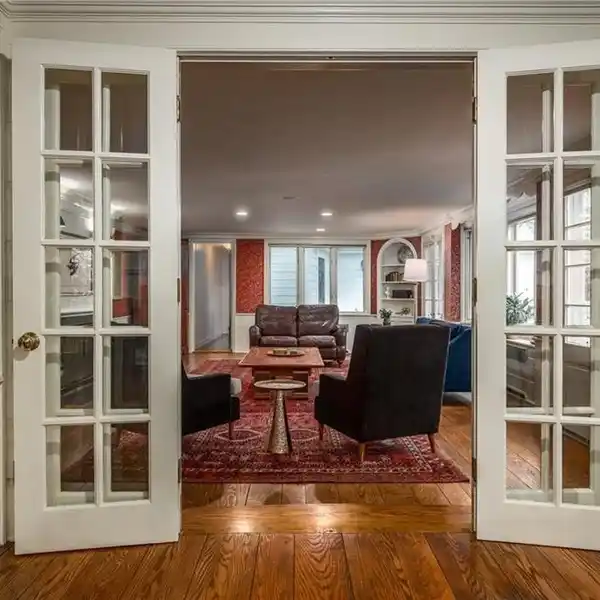 ELEGANT COLONIAL RETREAT NEAR BAY & BIKEPATH