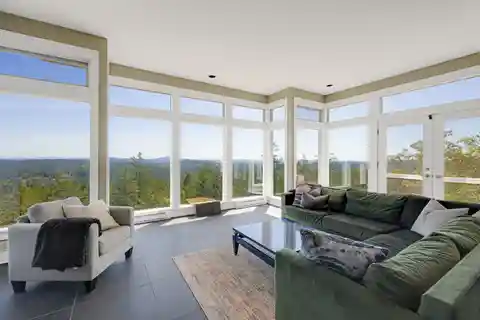 Picturesque Peaceful Retreat