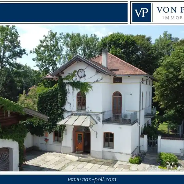 A MAGNIFICENT RARITY AND UNIQUE BEAUTY - TUSCAN-STYLE VILLA WITH PARK-LIKE GARDENS