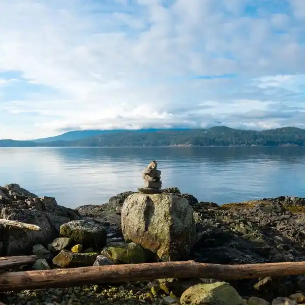 INCREDIBLY RARE WATERFRONT PROPERTY