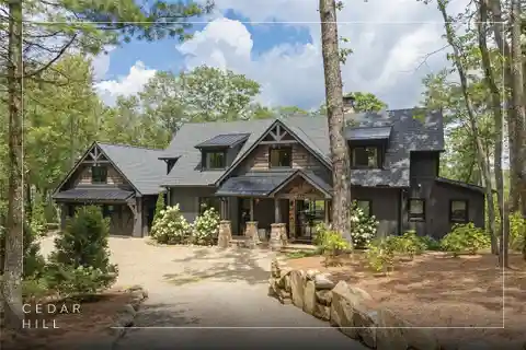 Refined Mountain Retreat in Cedar Hill