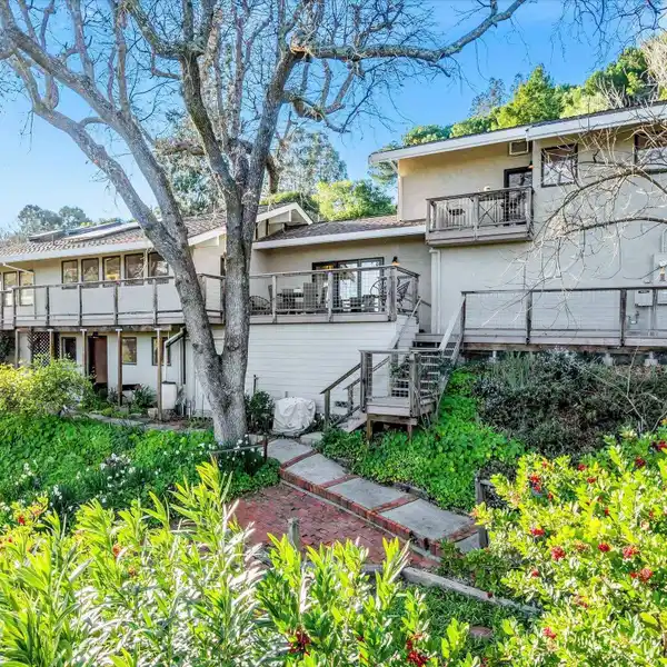 LOVELY HOME IN THE PICTURESQUE RELIEZ VALLEY