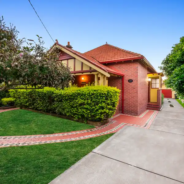 MAGNIFICENT FEDERATION HOME IN THE HEART OF COOKS HILL