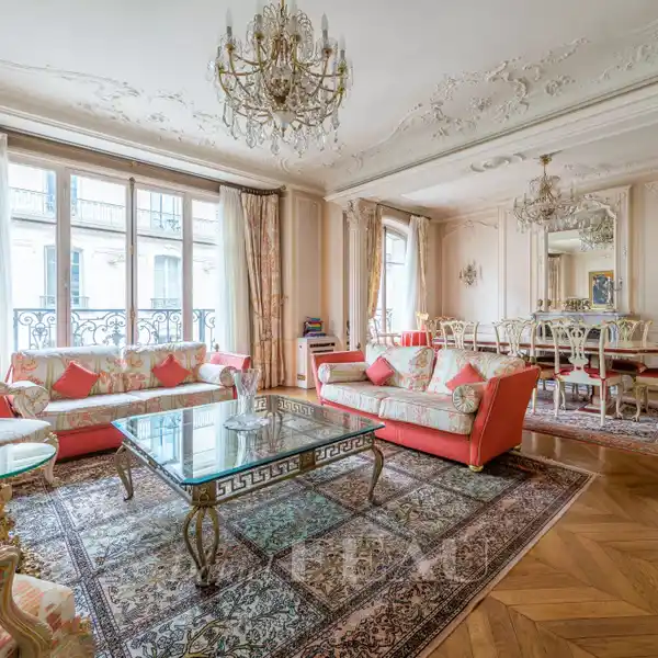 EXQUISITE HAUSSMANNIAN RESIDENCE WITH GRAND RECEPTION ROOMS