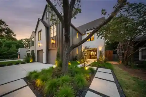 Architectural Masterpiece with Elevated Indoor-Outdoor Living