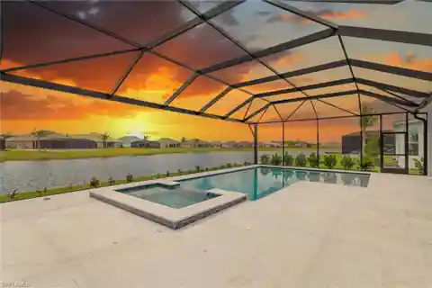 Ultimate Southwest Florida Lake Lifestyle