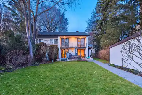 Traditional Architecture with Modern Comfort