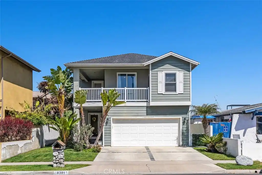 Lovingly Maintained Coastal Gem
