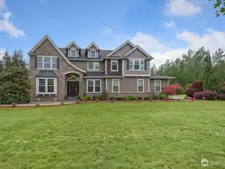 Grand Home in Meadows at Lake Sawyer
