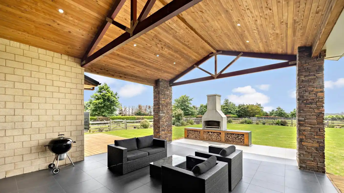 Spectacular Multifunctional Property