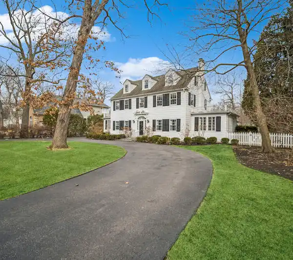 MAJESTIC NEW ENGLAND-STYLE ENGLISH COLONIAL