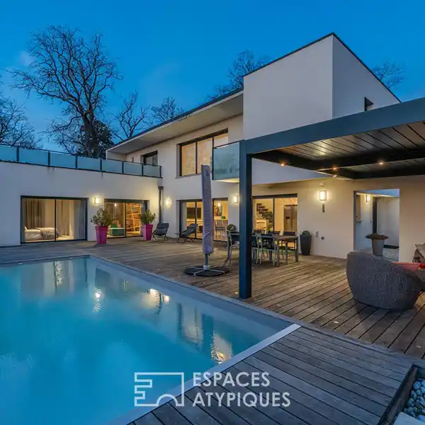 CONTEMPORARY VILLA IN A PRIVILEGED LOCATION