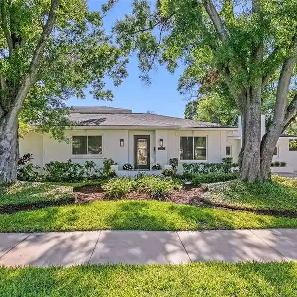 DREAM MIDCENTURY MODERN HOME