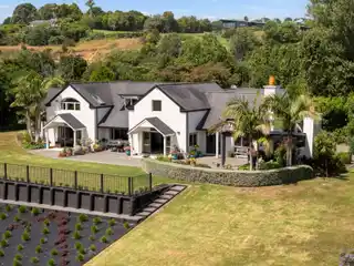 Architecturally Designed Executive Country Home