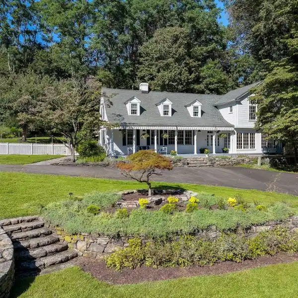 HISTORIC PROVENANCE ALIGNED WITH EXCEPTIONAL RENOVATION