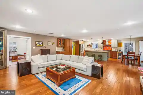 Beautifully Renovated Home in the Desirable Hillwood Neighborhood