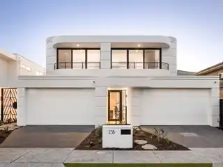 Coastal Luxury with Modern Elegance