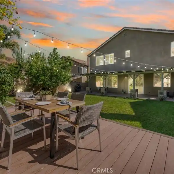 BEAUTIFULLY MAINTAINED HOME ON A QUIET CUL-DE-SAC