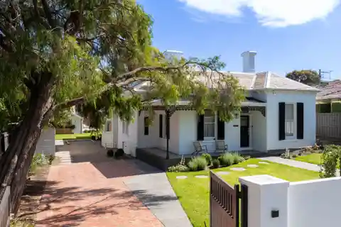 Knocknair