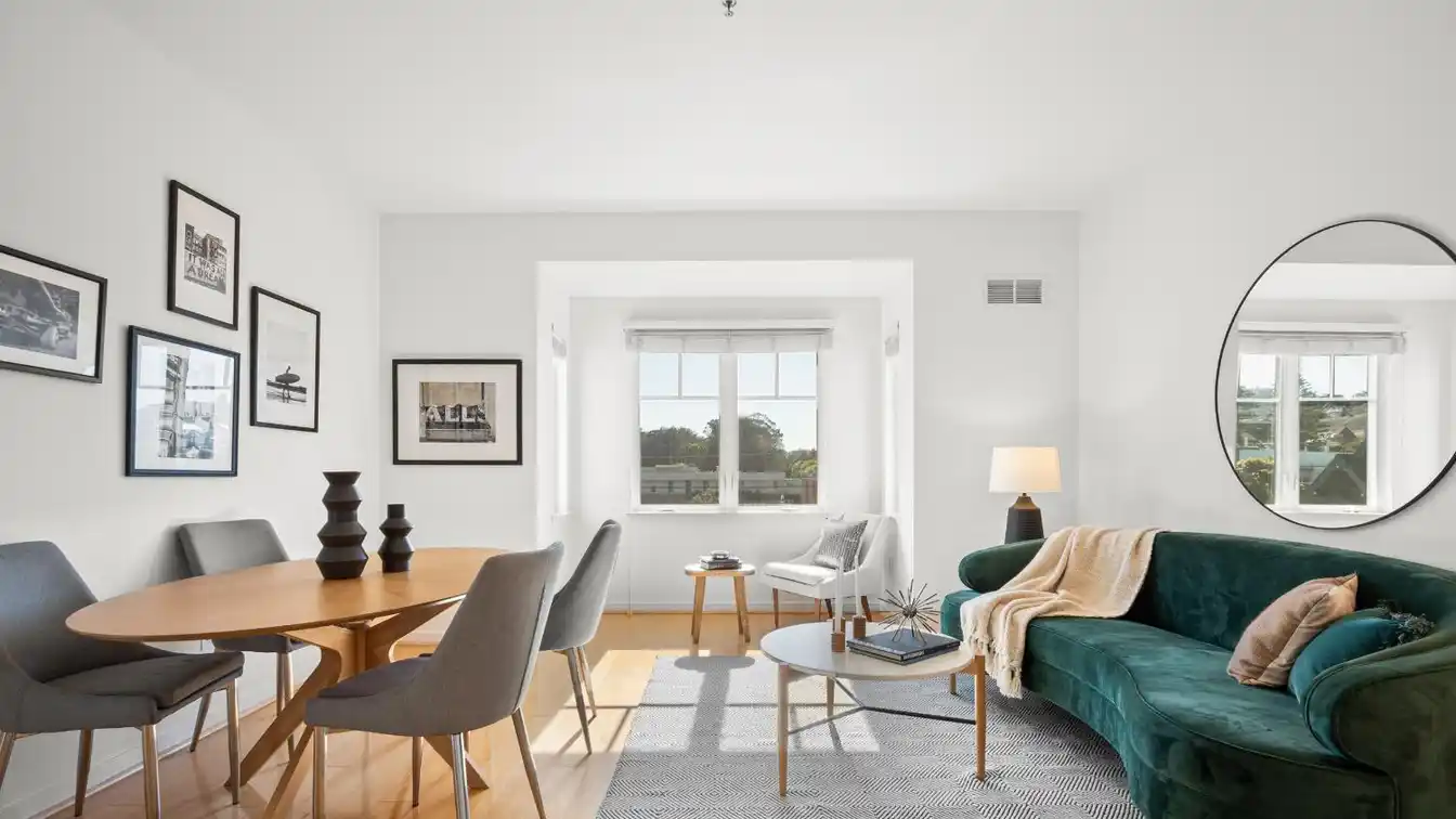 Exceptional Top-floor Residence at Broderick Place