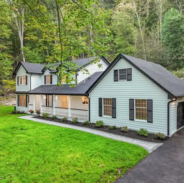 BEAUTIFULLY REMODELED CUSTOM HOME ON A PRIVATE HILLSIDE