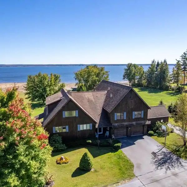 ONE-OF-A-KIND LAKEFRONT PROPERTY