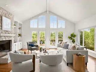 Spacious Lock-And-Leave Residence