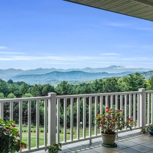 METICULOUSLY MAINTAINED 240-ACRE PROPERTY