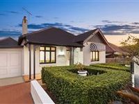 BEAUTIFUL HOME WITH 1922 FEATURES