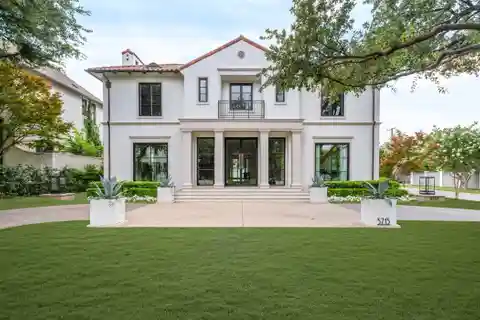 Architectural Pedigree with Modern Luxury