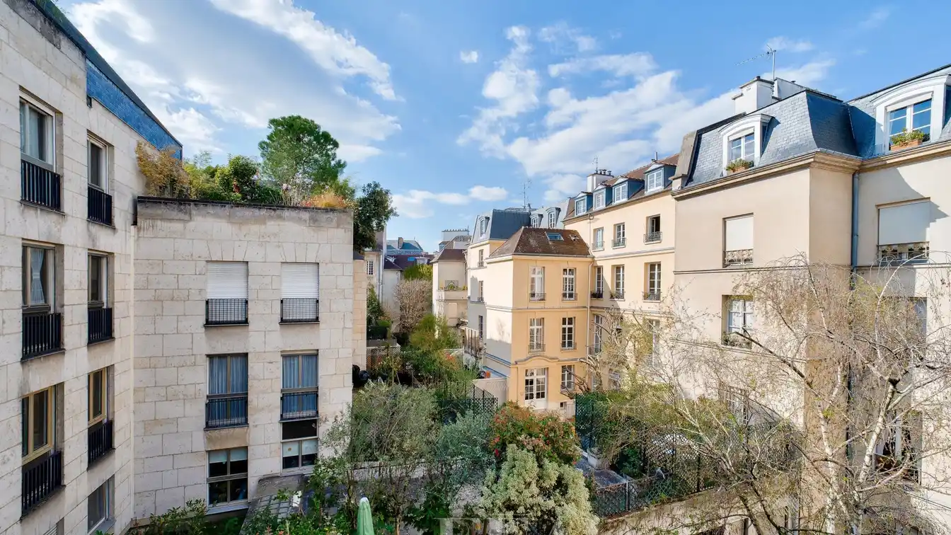 Top-floor Apartment in a Renovated Building