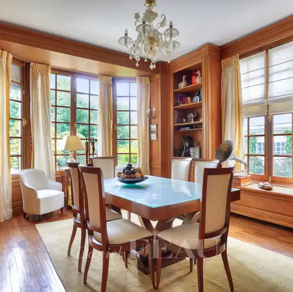 CLASSIC LIVING WITH CONSERVATORY & WINE CELLAR