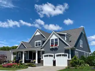 Fantastic Home in an Upscale Community