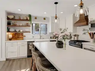 Modern Elegance with Mountain and Ocean Breezes