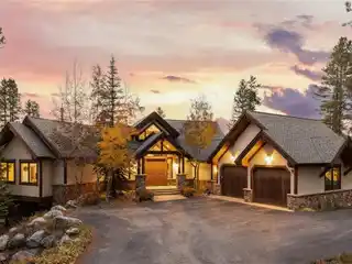 Ski Season Ready | Spacious Home with Goose Pasture Tarn Access