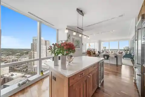 Sophisticated Residence  with Sweeping Views