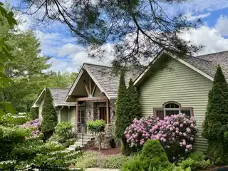 Exceptional Contemporary Mountain-Style Ranch Home