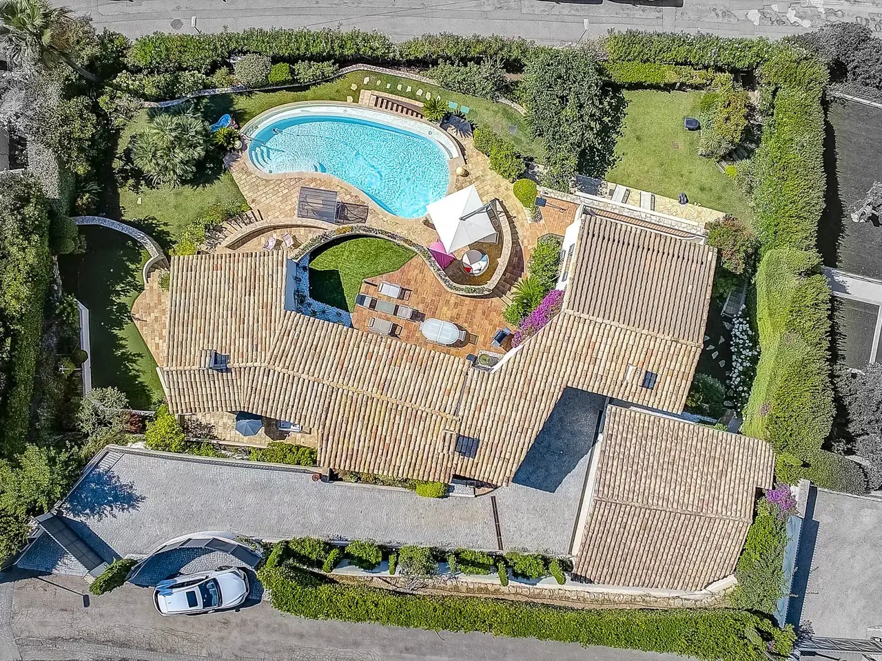 Small Image
