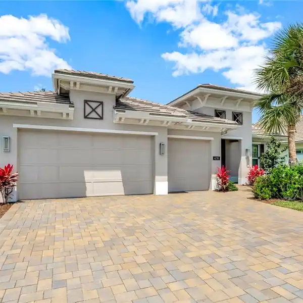 BRIGHT AND OPEN HOME ON A PREMIUM LAKEFRONT LOT