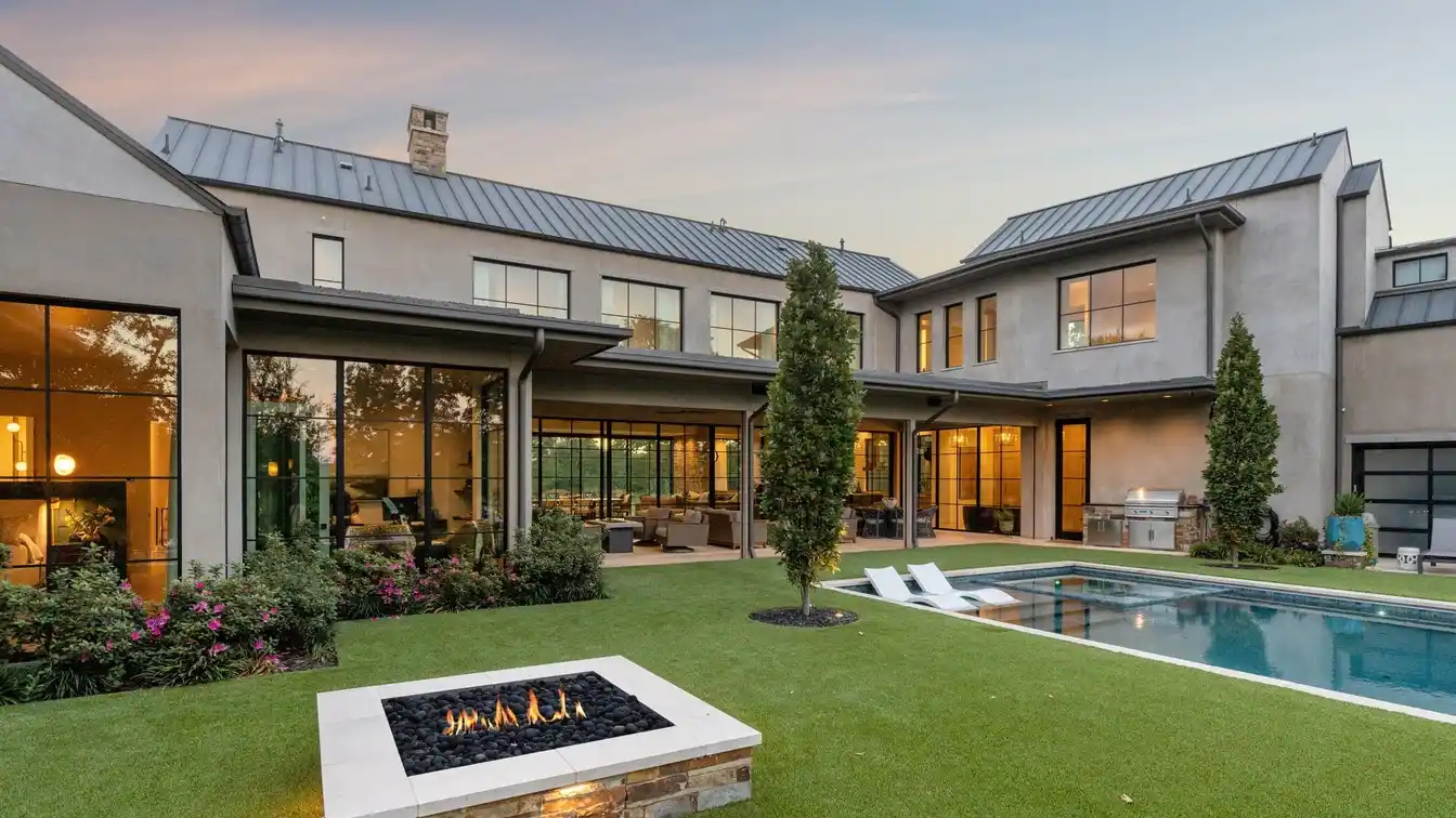 Contemporary Masterpiece in Quail Hollow
