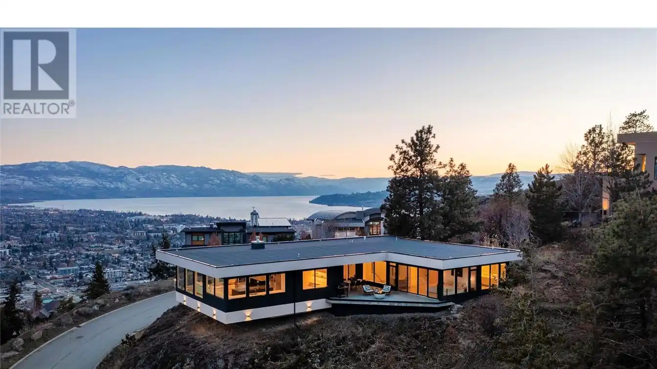 Ultra-modern Newer Build Enveloped by Nature