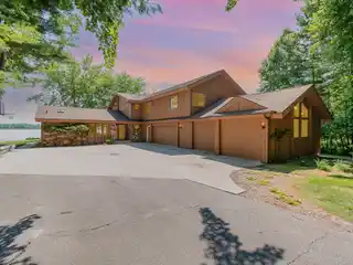 Elegant Living with Custom Lakefront Amenities