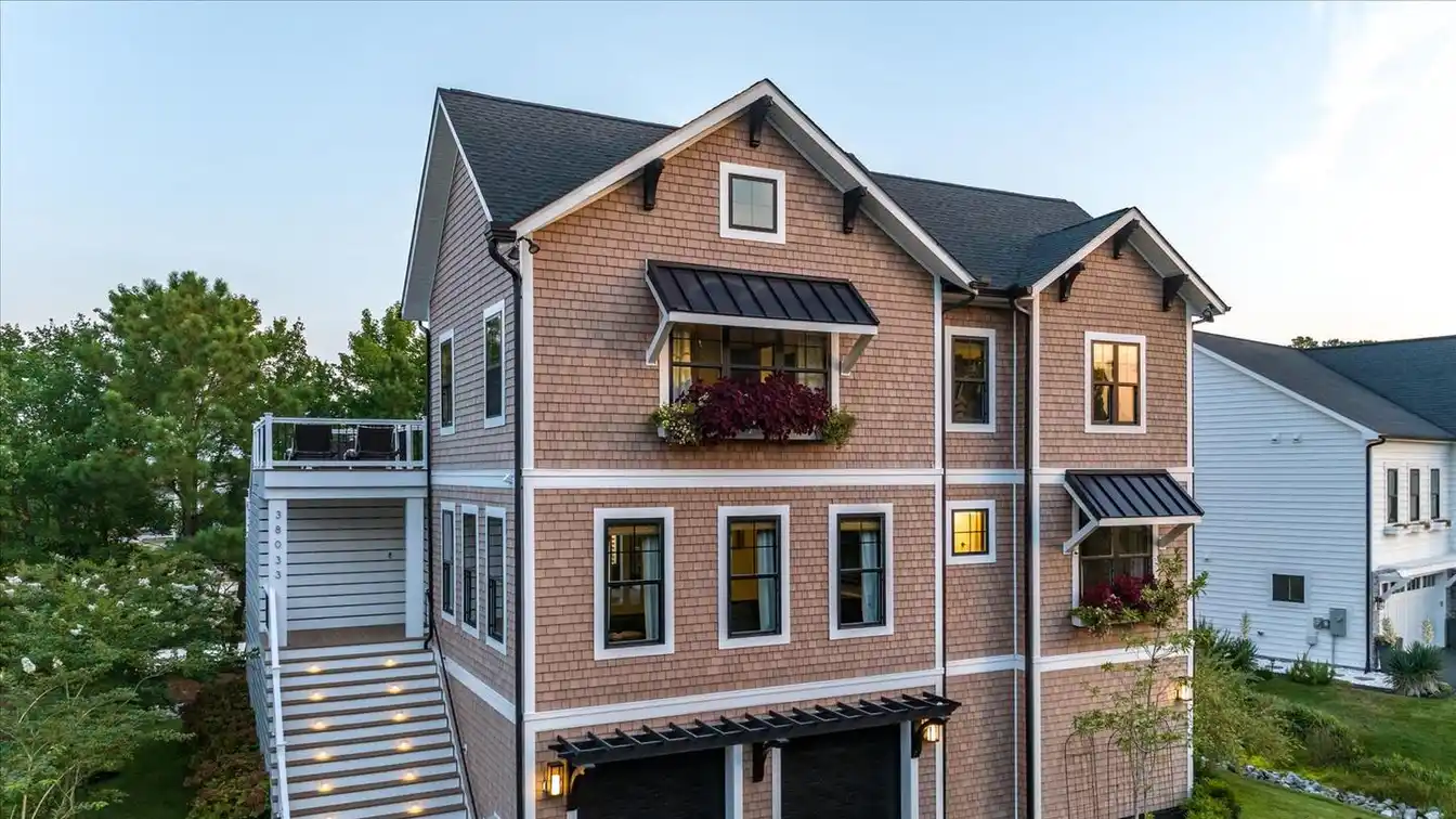 Modern Beach House in a Private Gated Community